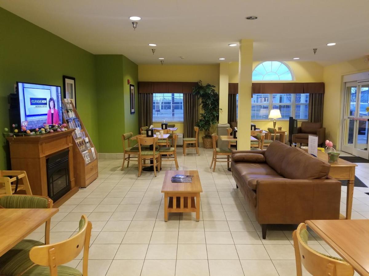 Microtel Inn & Suites By Wyndham Delphos Exterior foto